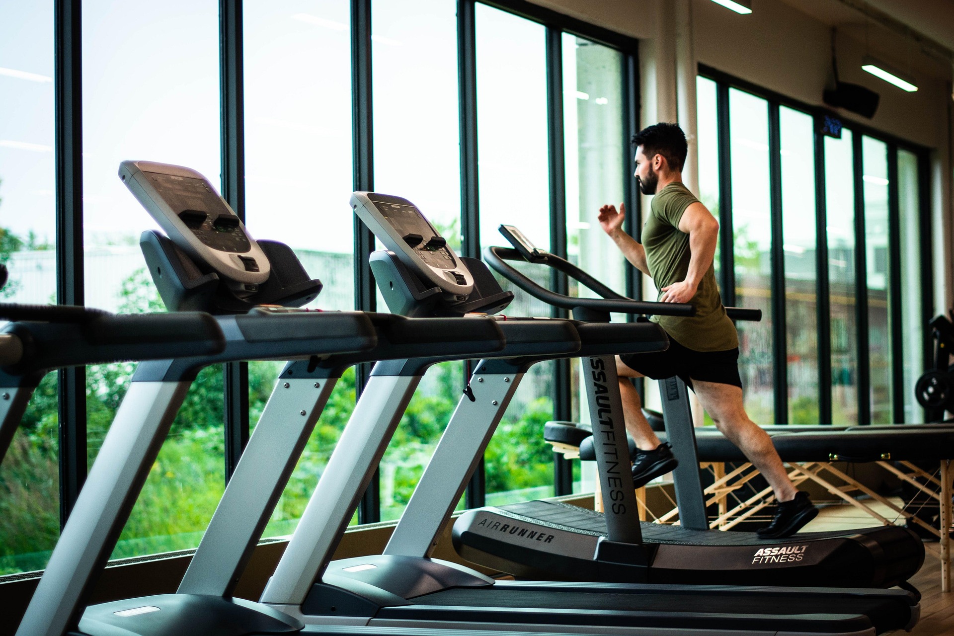 5 Reasons Why Incline Treadmills Transform Your Workouts